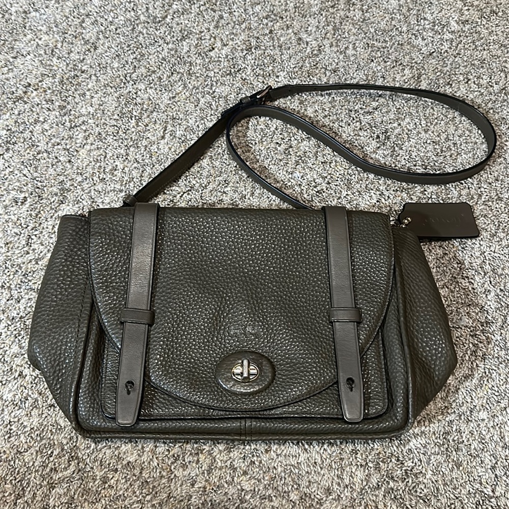 Pebbled Leather Coach Crossbody Messenger Bag